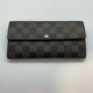 Louis Vuitton Damier Long Wallet